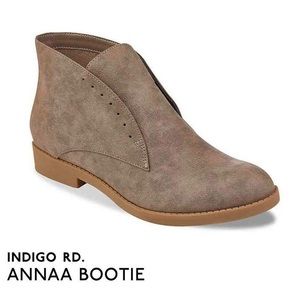 Indigo Rd. - Annaa Bootie - size 10